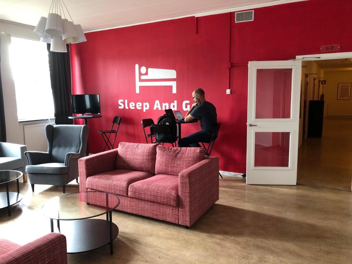 ホテル Sleep And Go Härnösand エクステリア 写真